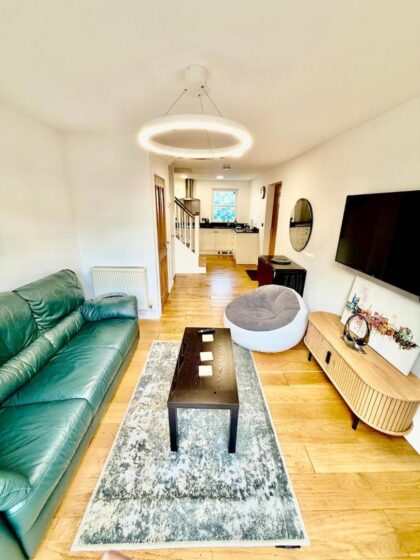 Beautiful Modern 2 Bed house combined with a vintage feel near Central Cambridge Sleeps 4