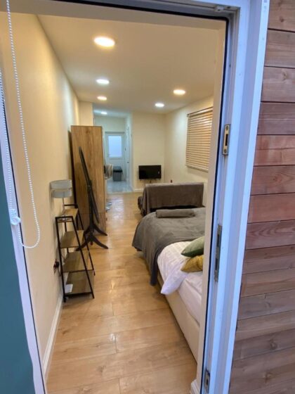 Charming Cambridge Studio with Private Garden